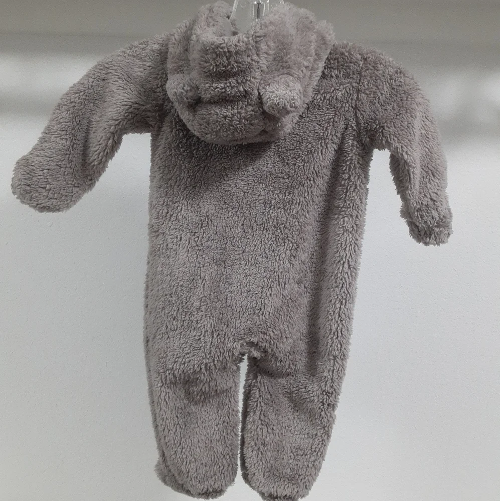 Carter's Footed One Piece Size 6 months